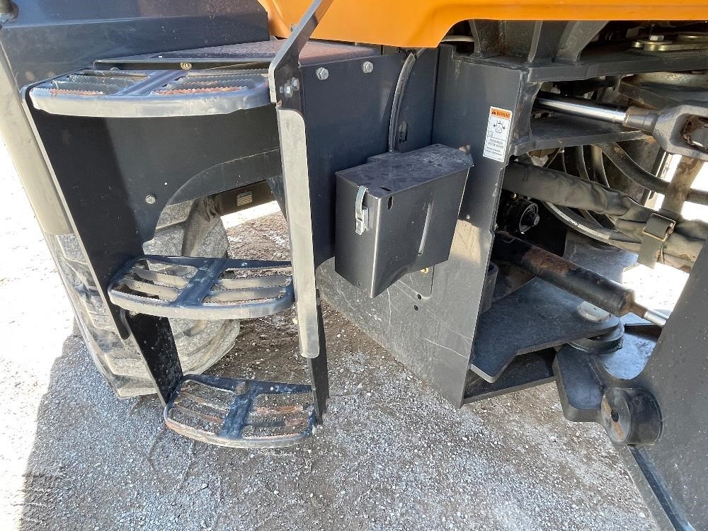 gallery 2016 Case 521G Articulated Wheel Loader