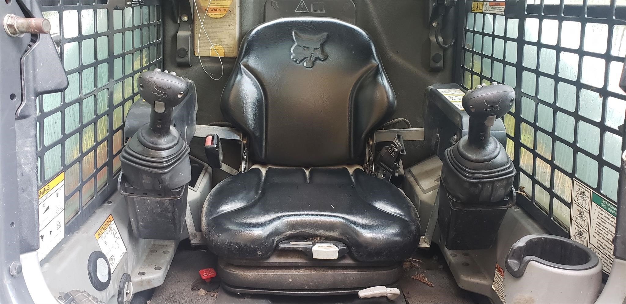 gallery 2017 BOBCAT T770  Skid Steer