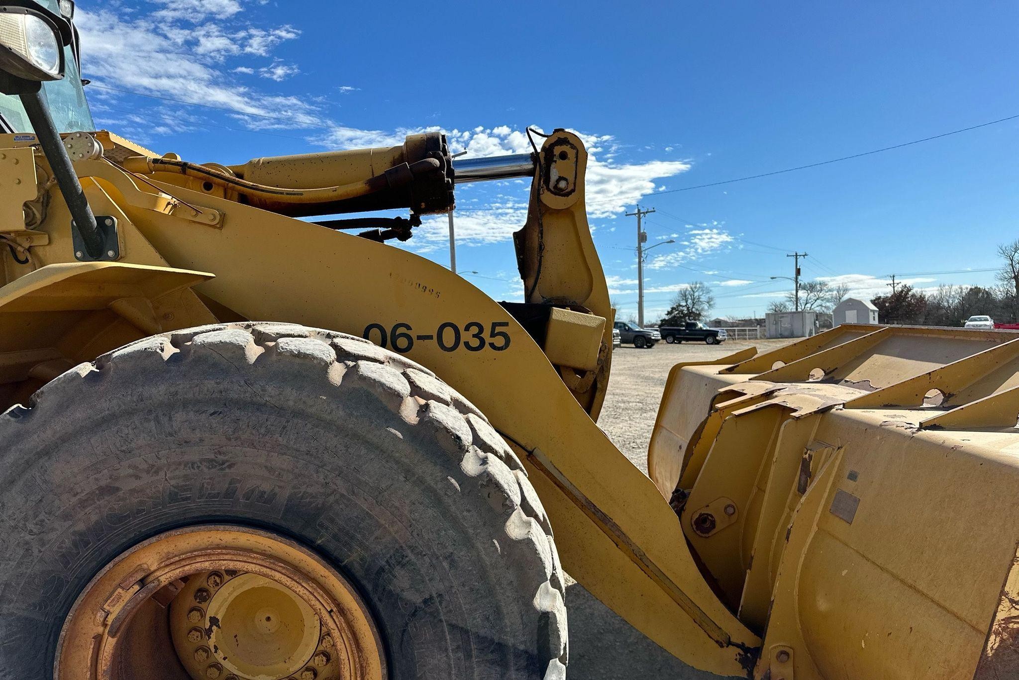 gallery 2010 Caterpillar 972H wheel loader