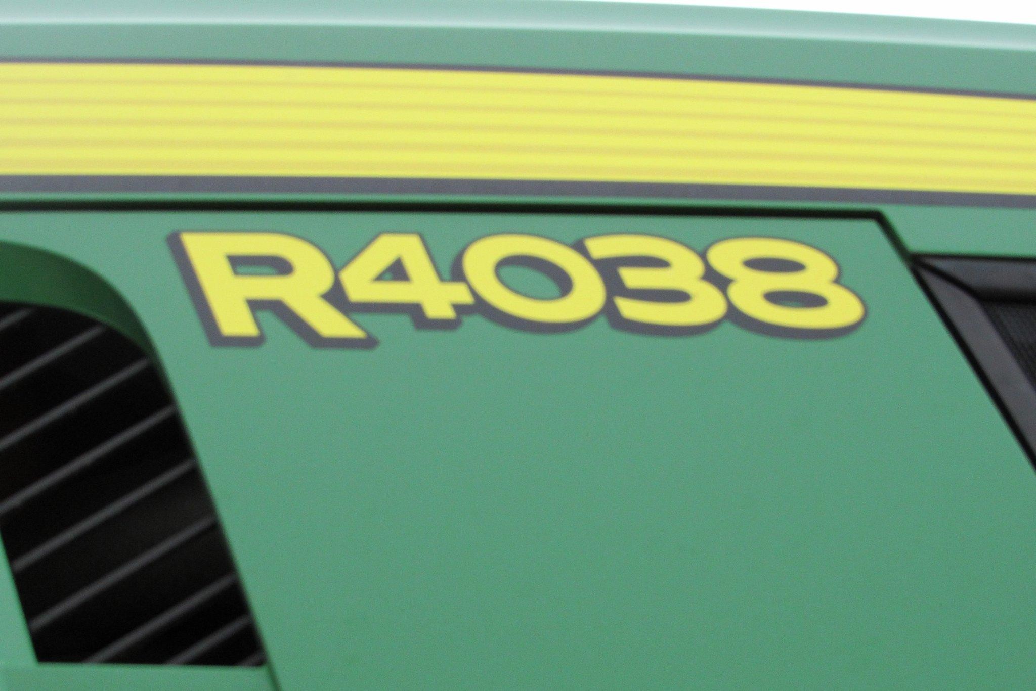 gallery 2014 John Deere R4038 self-propelled sprayer
