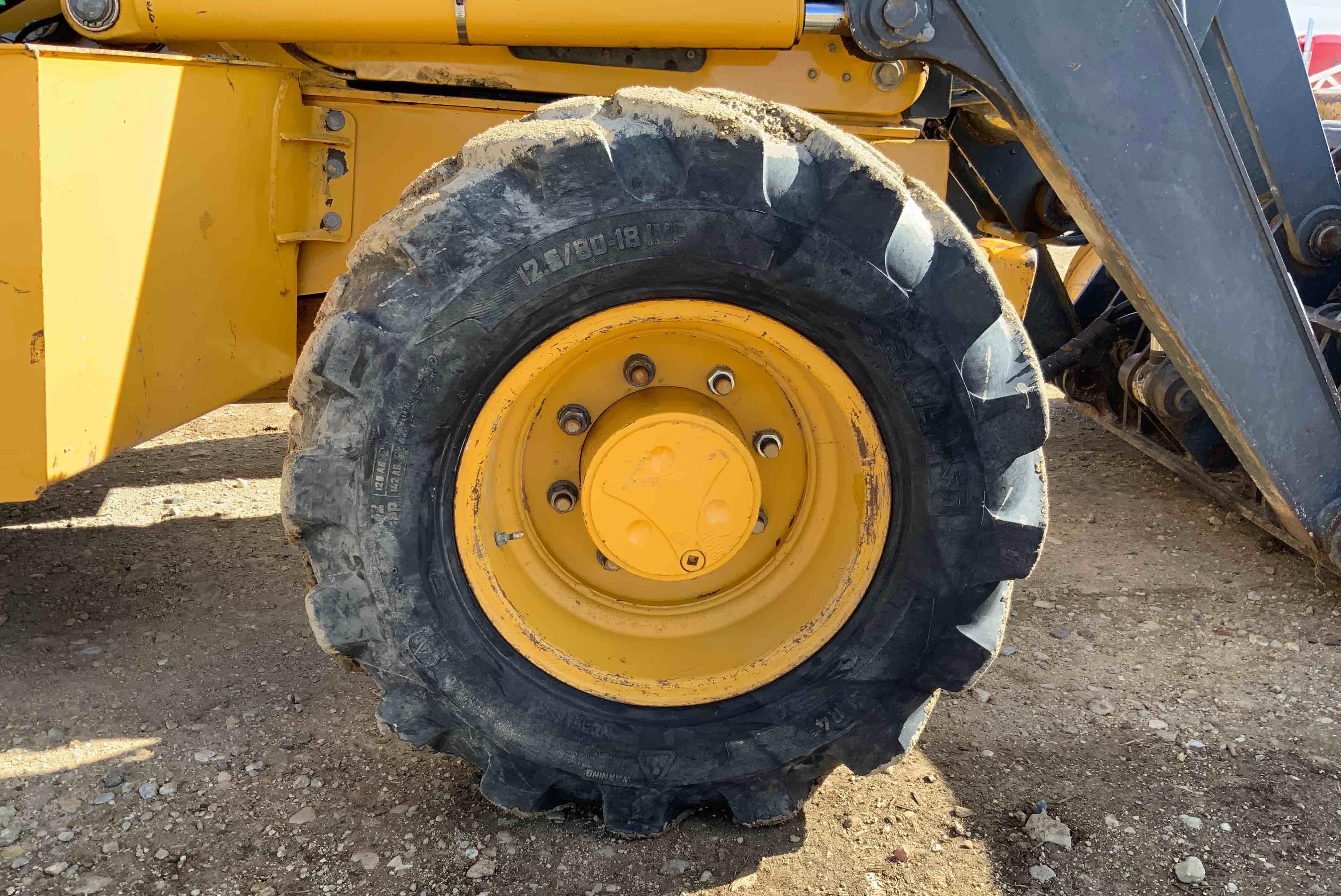 gallery 2012 John Deere 410J 4x4 Loader Backhoew Extendahoe