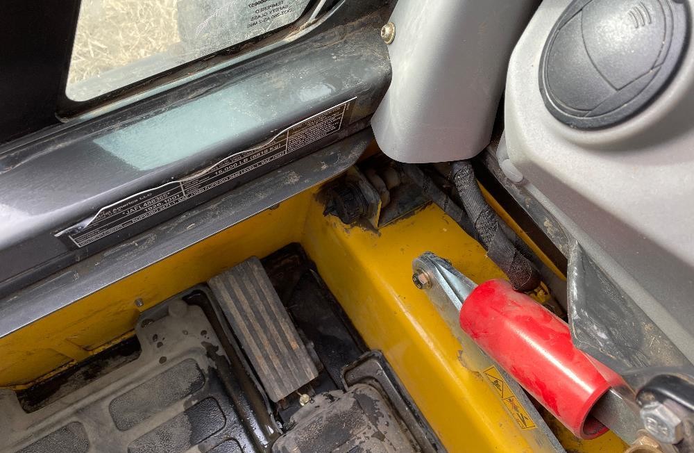 gallery 2020 New Holland L328 Skid Steer
