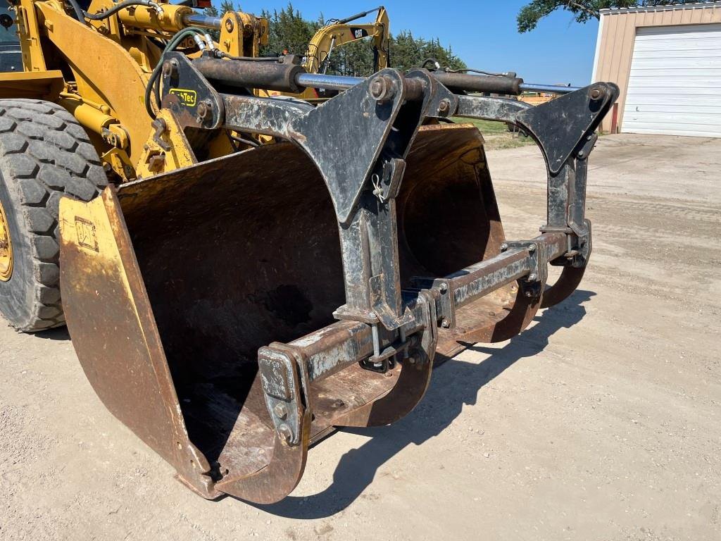 gallery 2008 Caterpillar 938H Wheel Loader