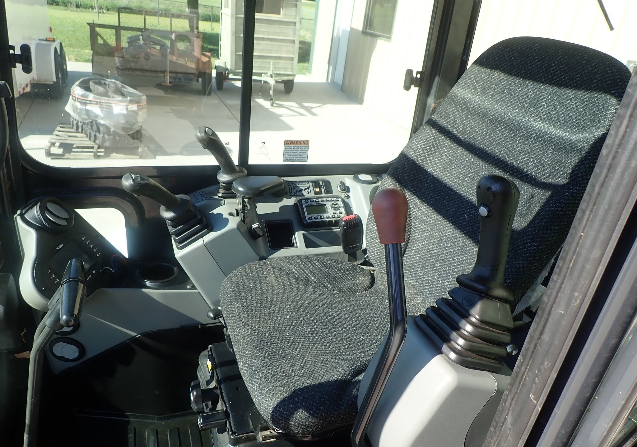 gallery 2015 Bobcat E35  mini excavator