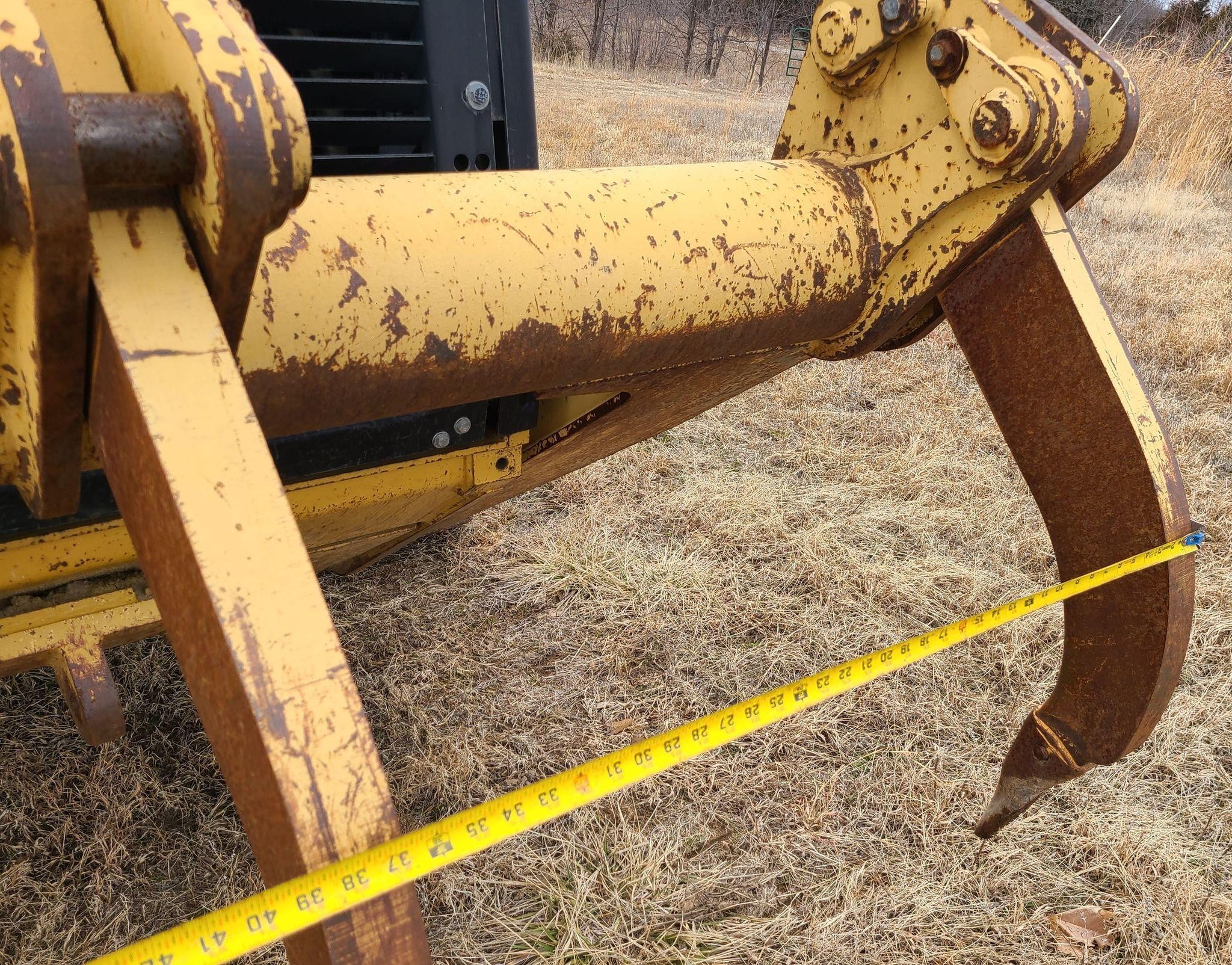 gallery 2010 Caterpillar 963D track loader