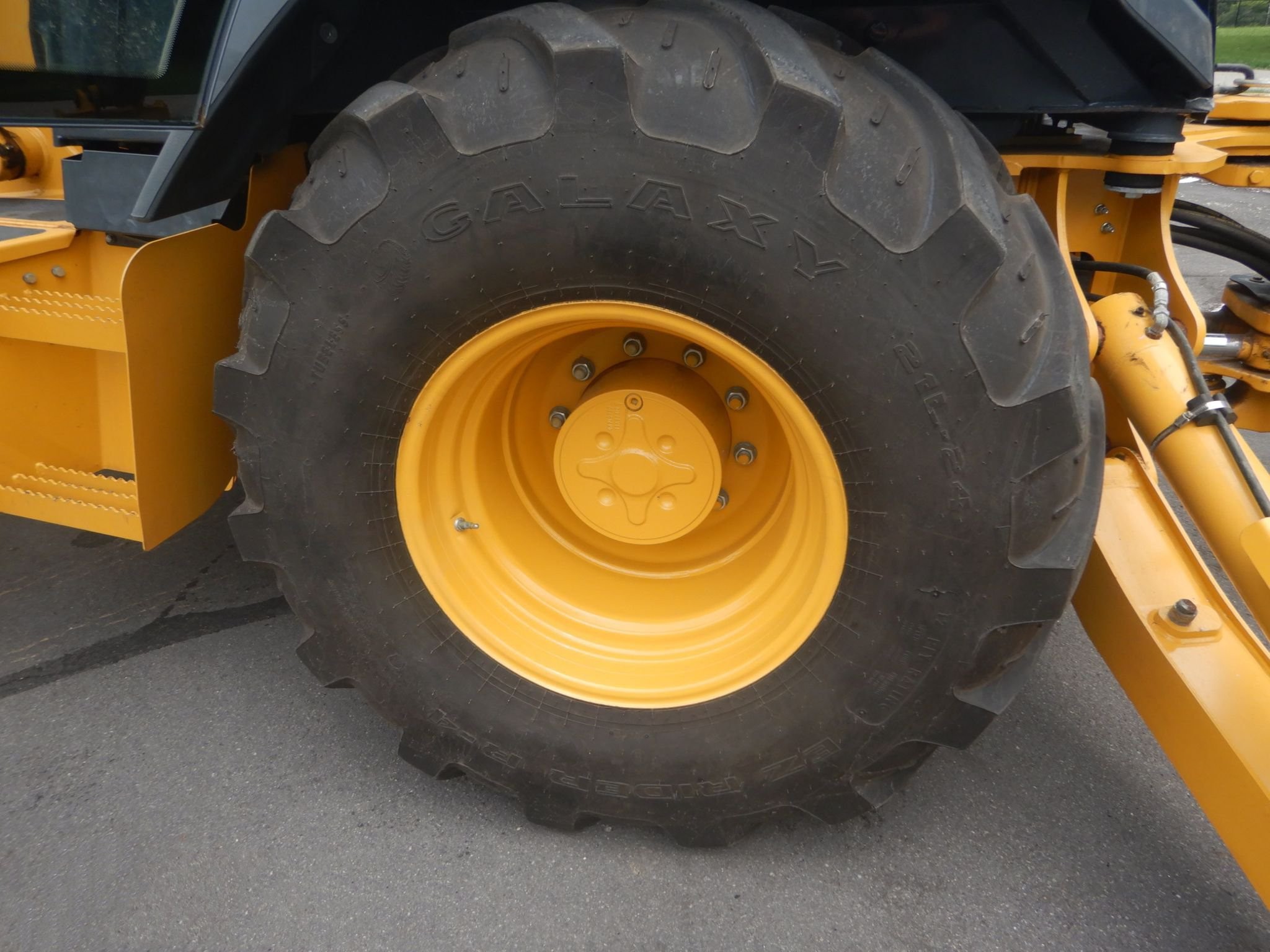 gallery 2015 John Deere 410L backhoe