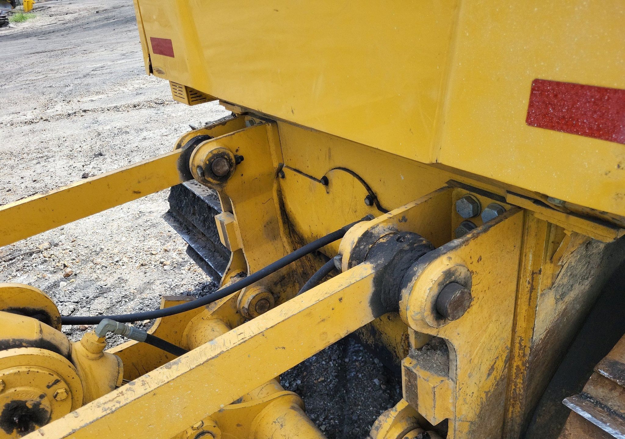 gallery 2015 John Deere 700K LGP dozer