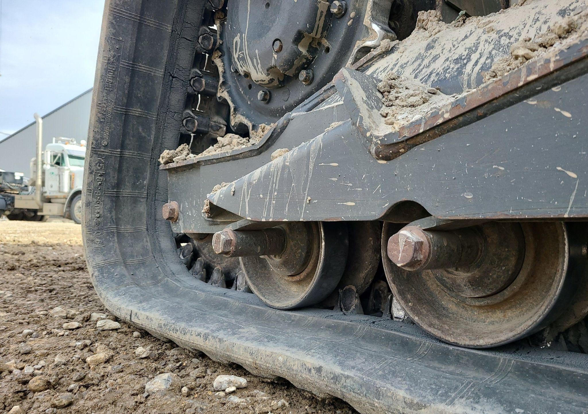gallery 2019 Bobcat T770 tracked skid steer loader
