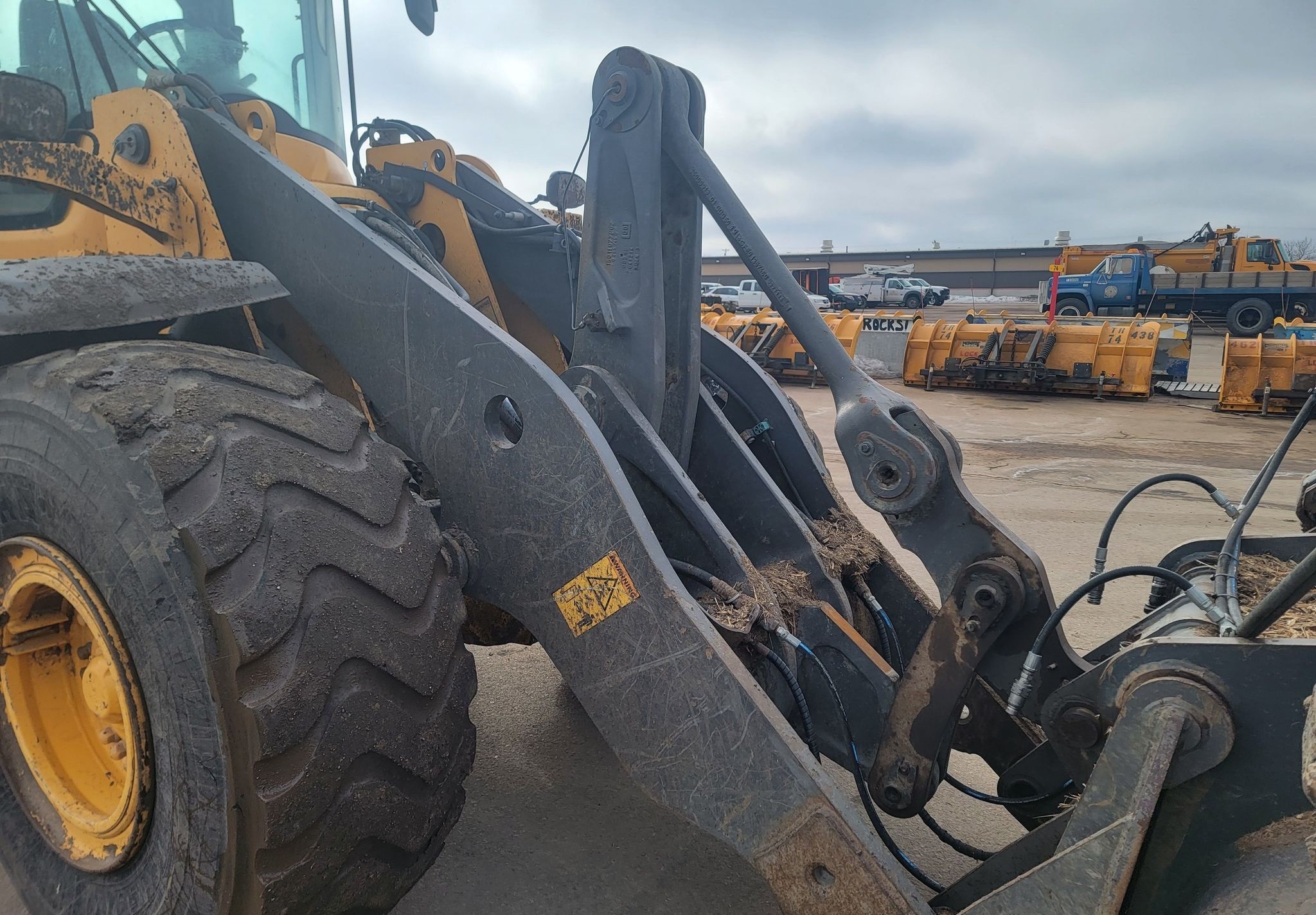 gallery 2015 Volvo L110H high lift wheel loader