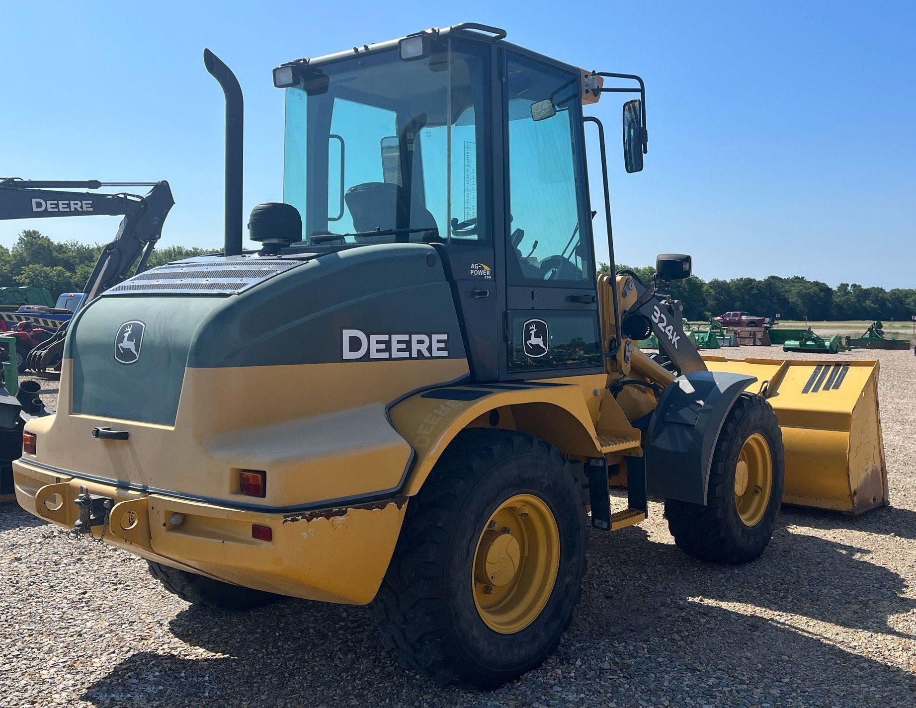 gallery 2016 John Deere 324K wheel loader