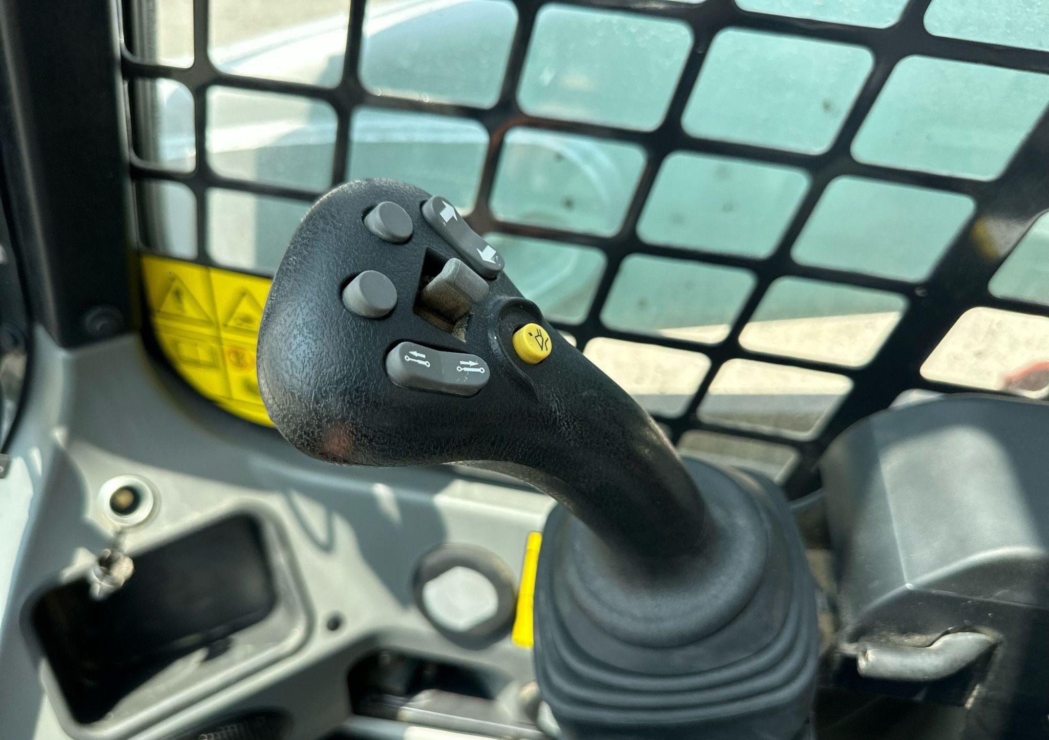 gallery 2021 Bobcat T595 tracked skid steer loader