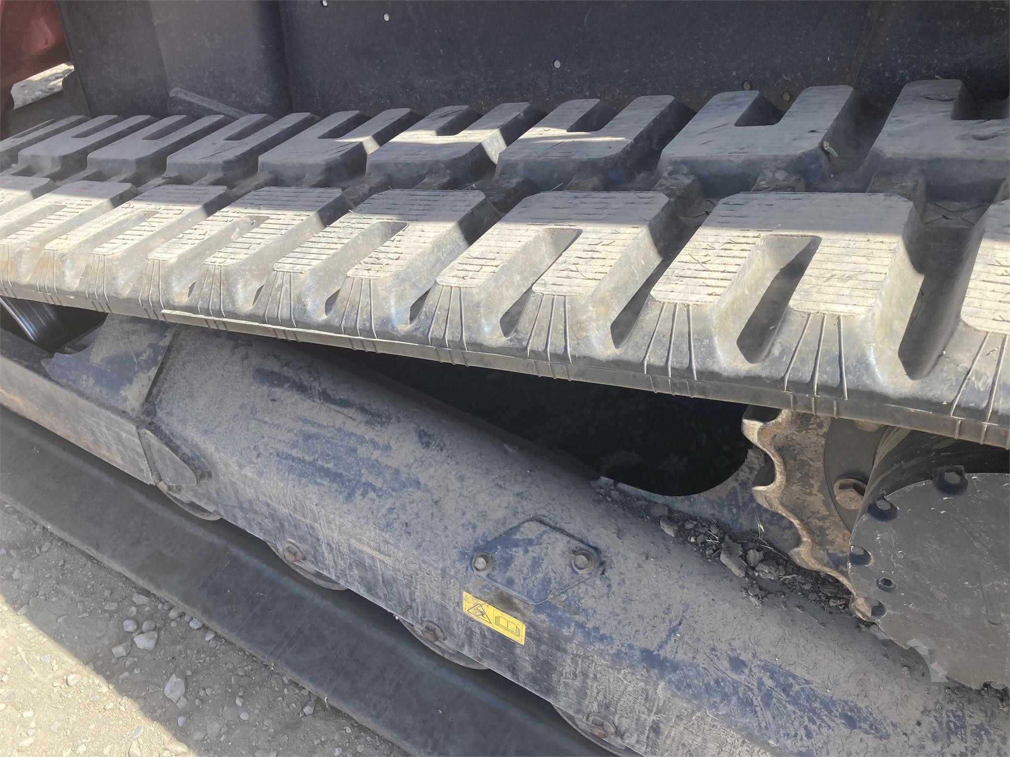 gallery 2019 KUBOTA SVL95-2S Skid Steer