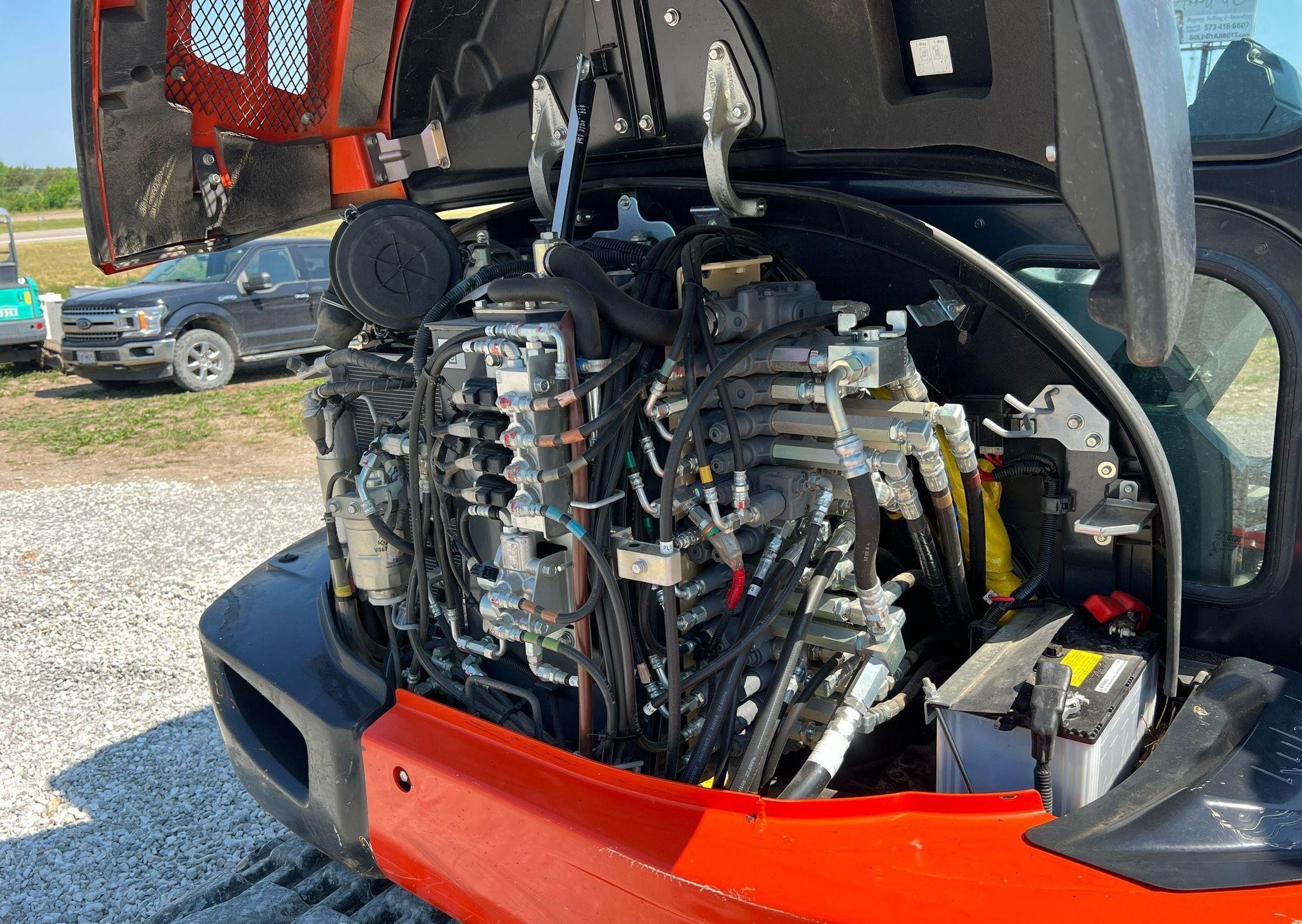 gallery 2019 Kubota KX057-4 mini excavator
