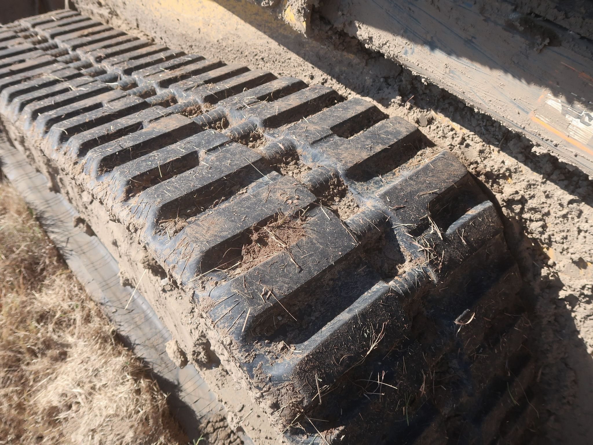 gallery 2021 John Deere 331G tracked skid steer loader
