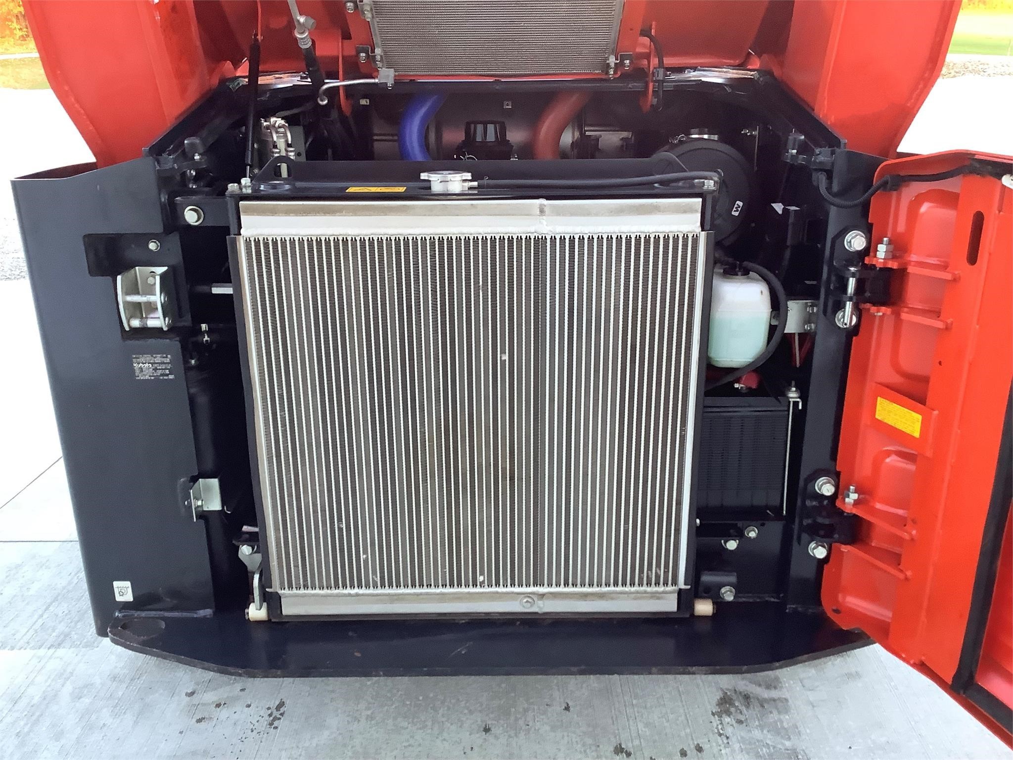 gallery 2018 KUBOTA SVL95-2S Skid Steer