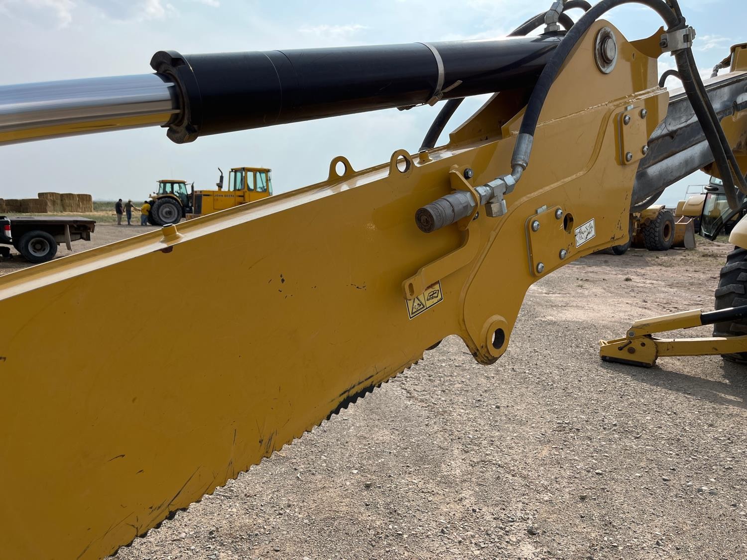 gallery 2015 Caterpillar 430F IT 4x4 Loader Backhoe