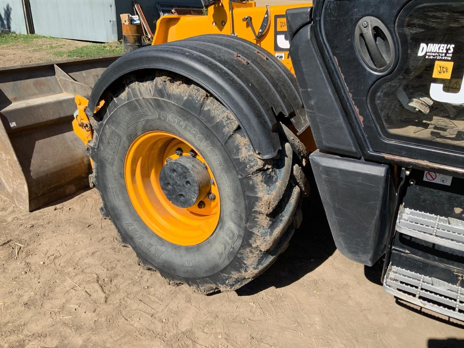gallery 2017 Jcb 560-80AGS 4x4x4 Telehandler