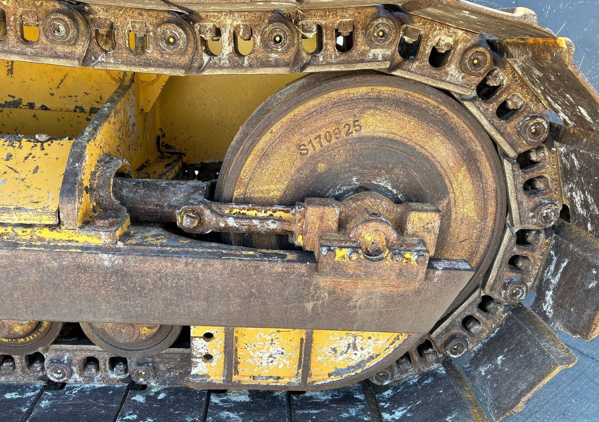 gallery 2012 John Deere 605C track loader