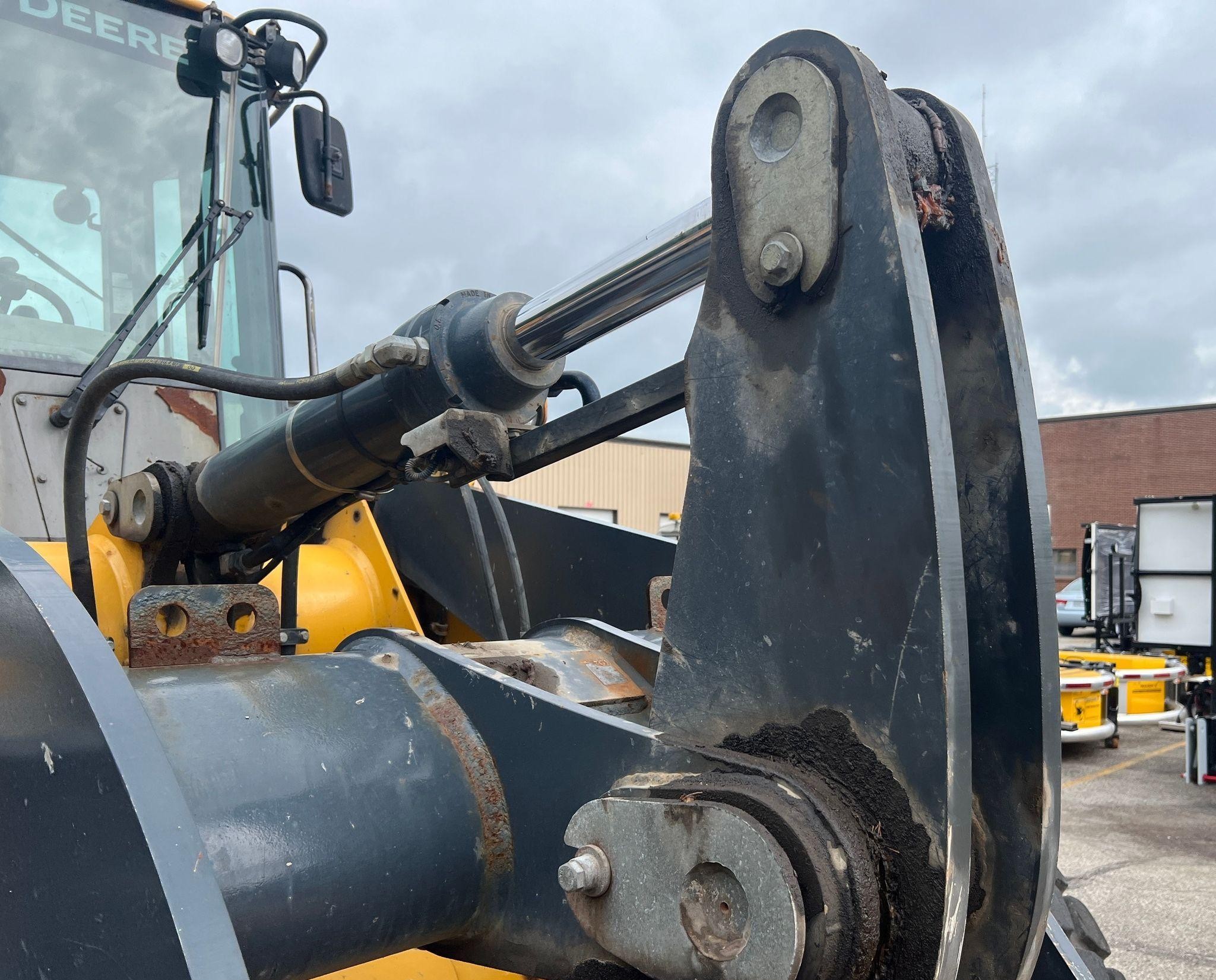 gallery 2008 John Deere 544J wheel loader