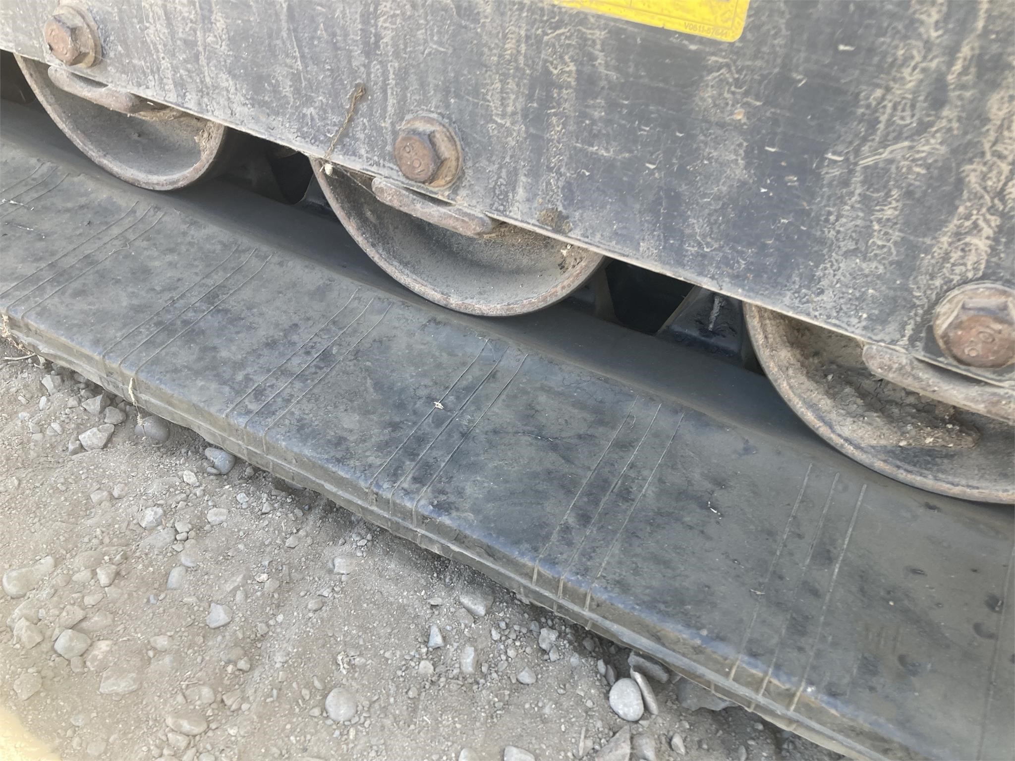 gallery 2019 KUBOTA SVL95-2S Skid Steer