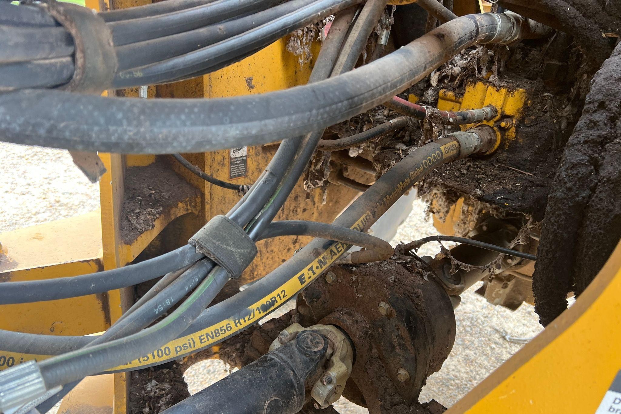 gallery 2014 John Deere 544K wheel loader