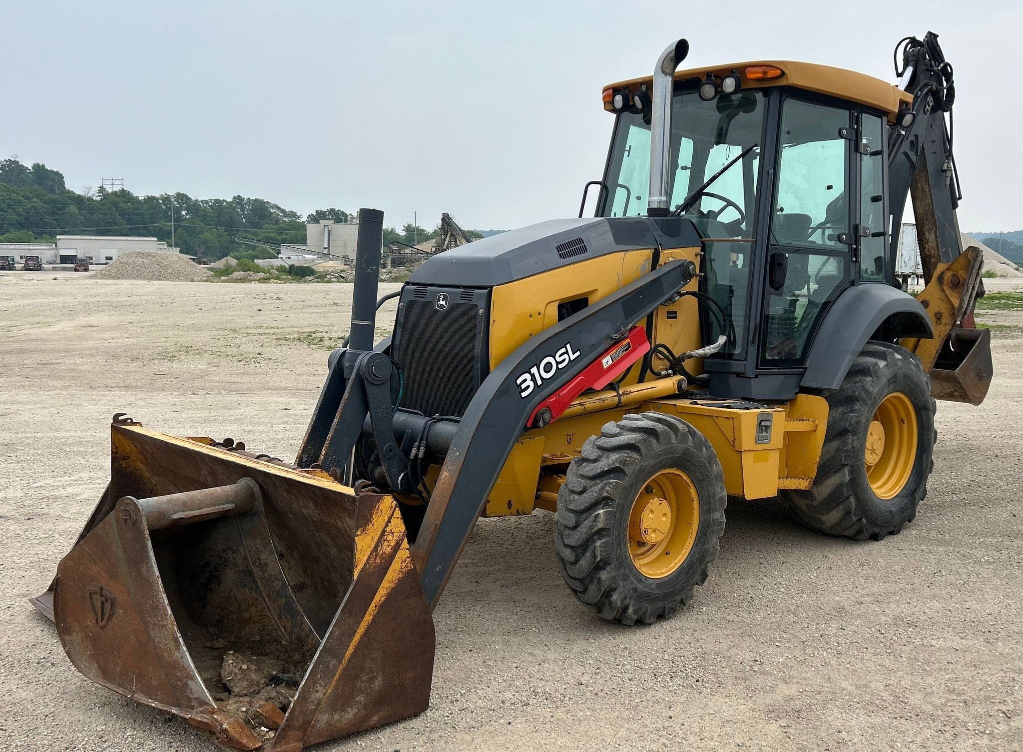 gallery 2015 John Deere 310SL backhoe