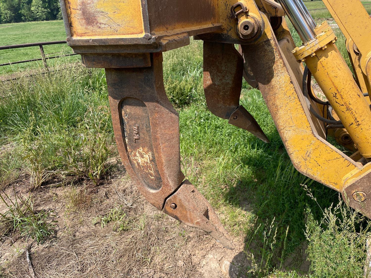 gallery 2007 John Deere 850J LT Dozer WMulti-Shank Ripper
