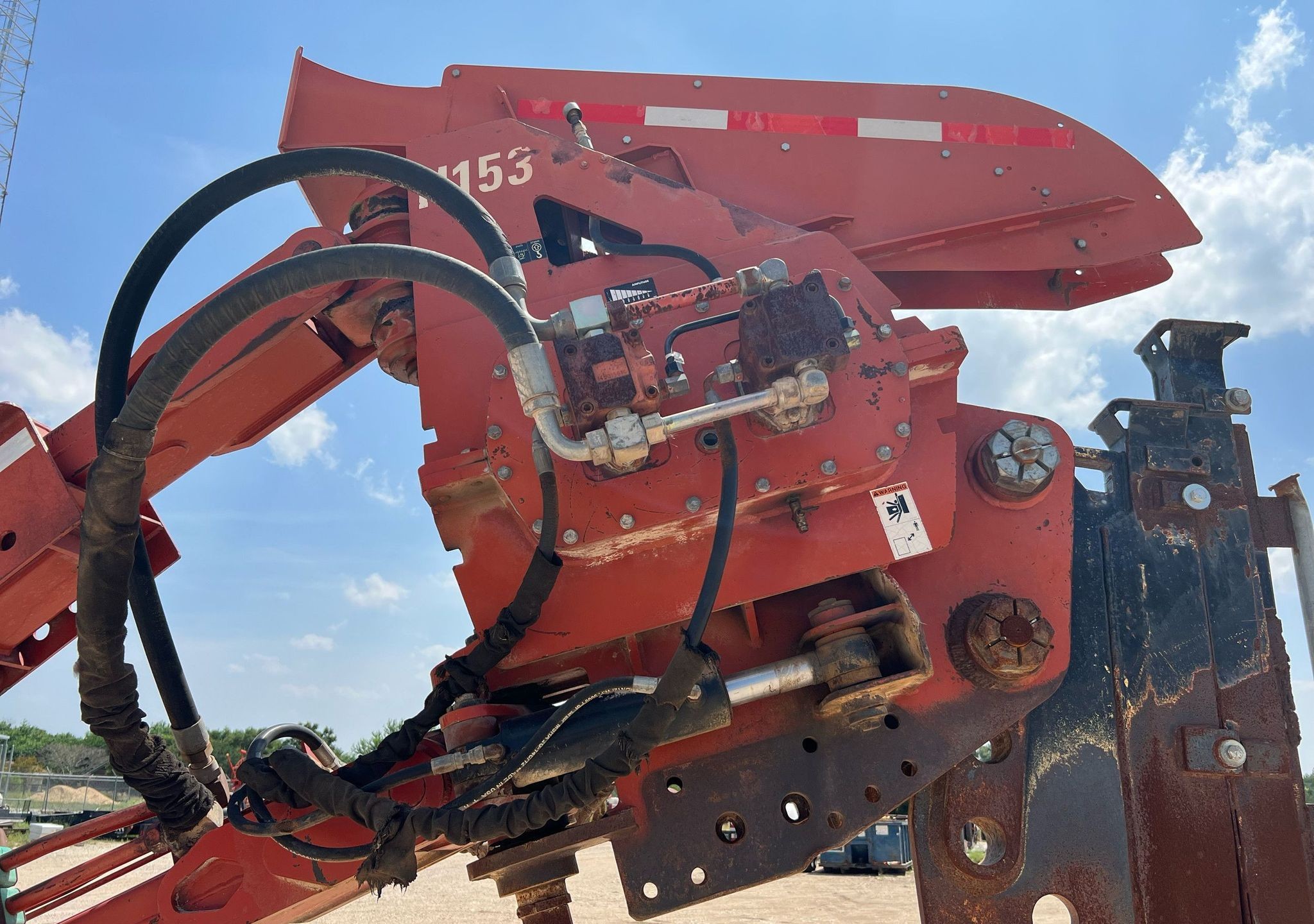 gallery 2006 Ditch Witch HT185 cable plow