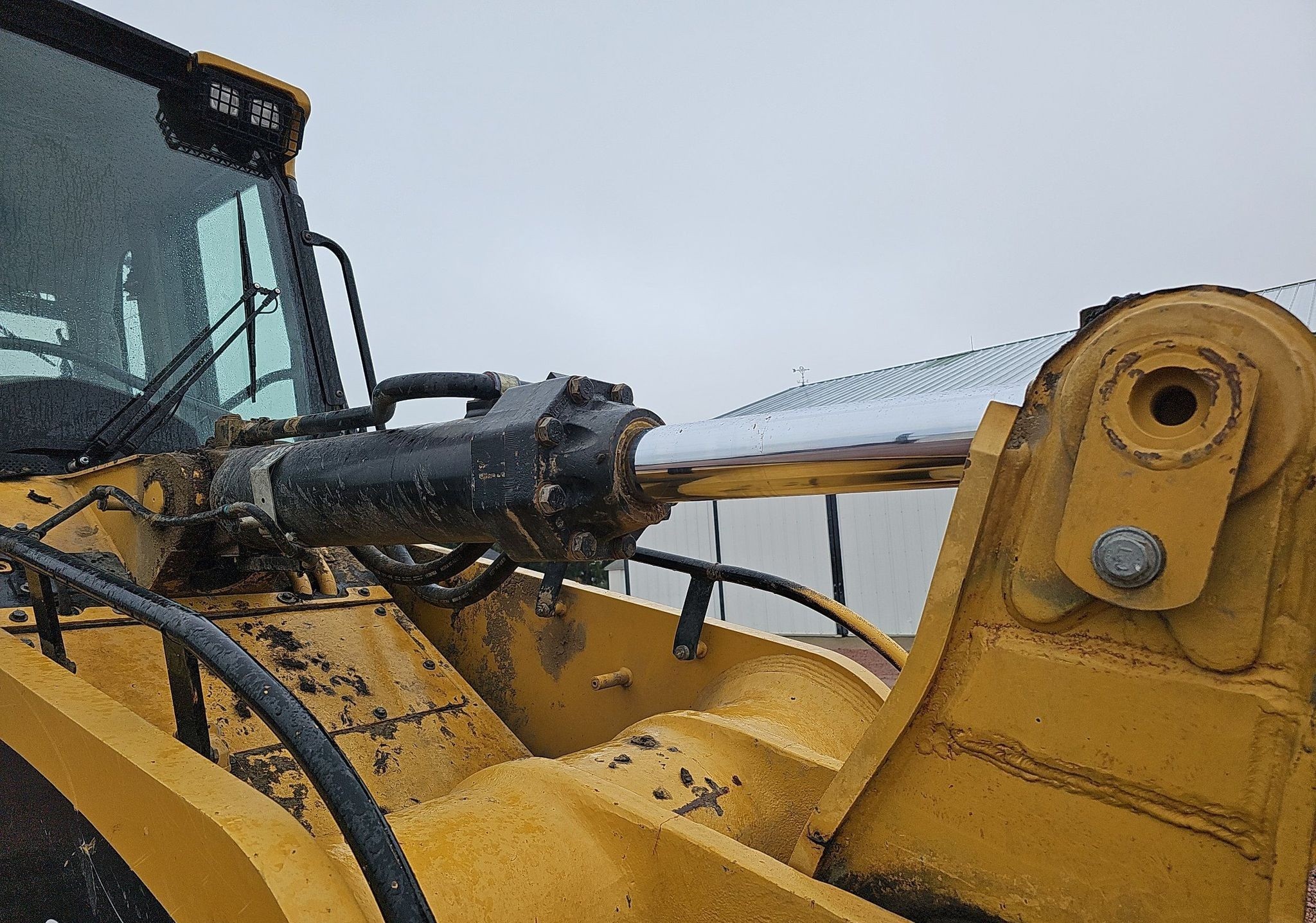 gallery 2015 Caterpillar 963D track loader