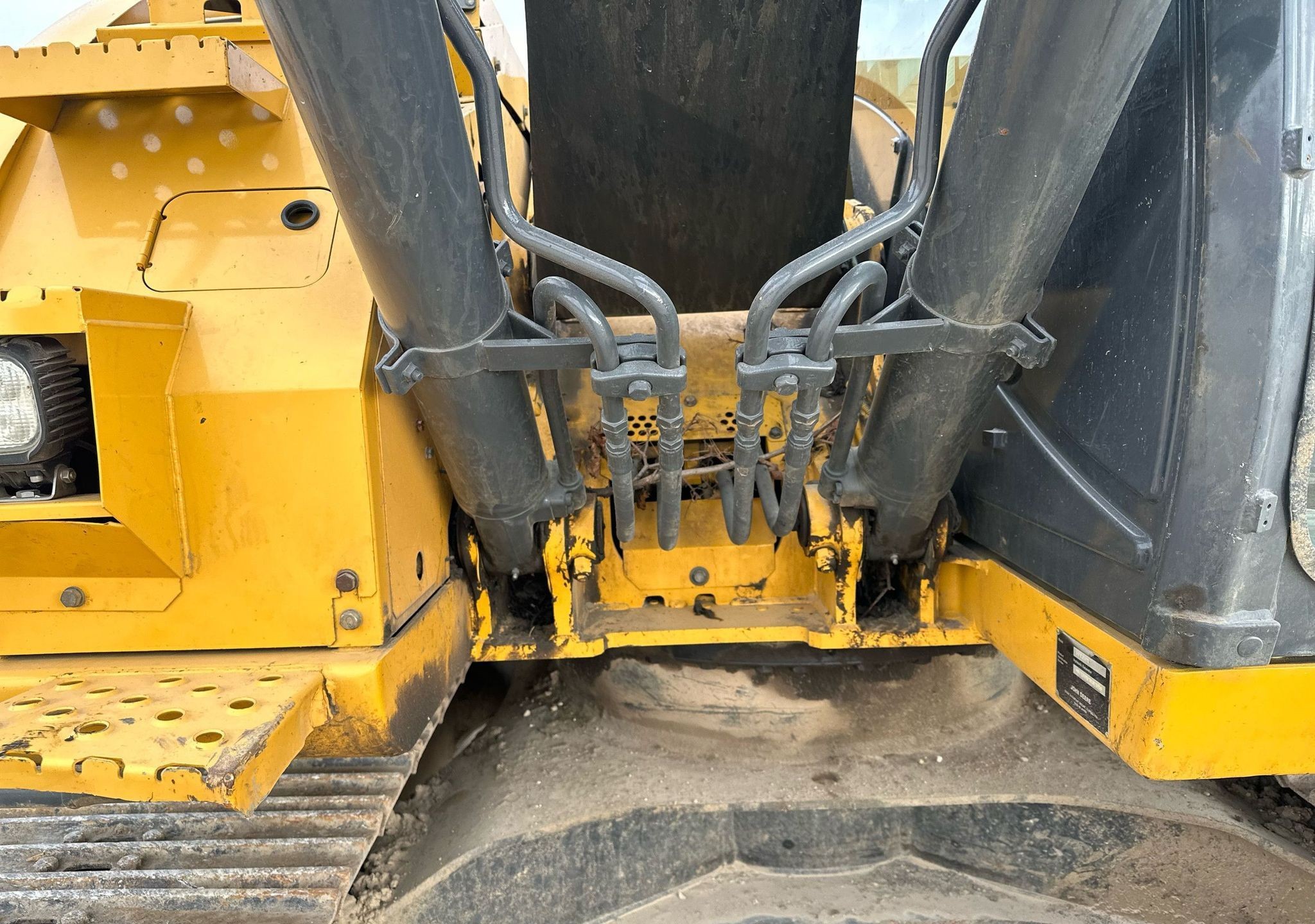 gallery 2012 John Deere FF135DX excavator