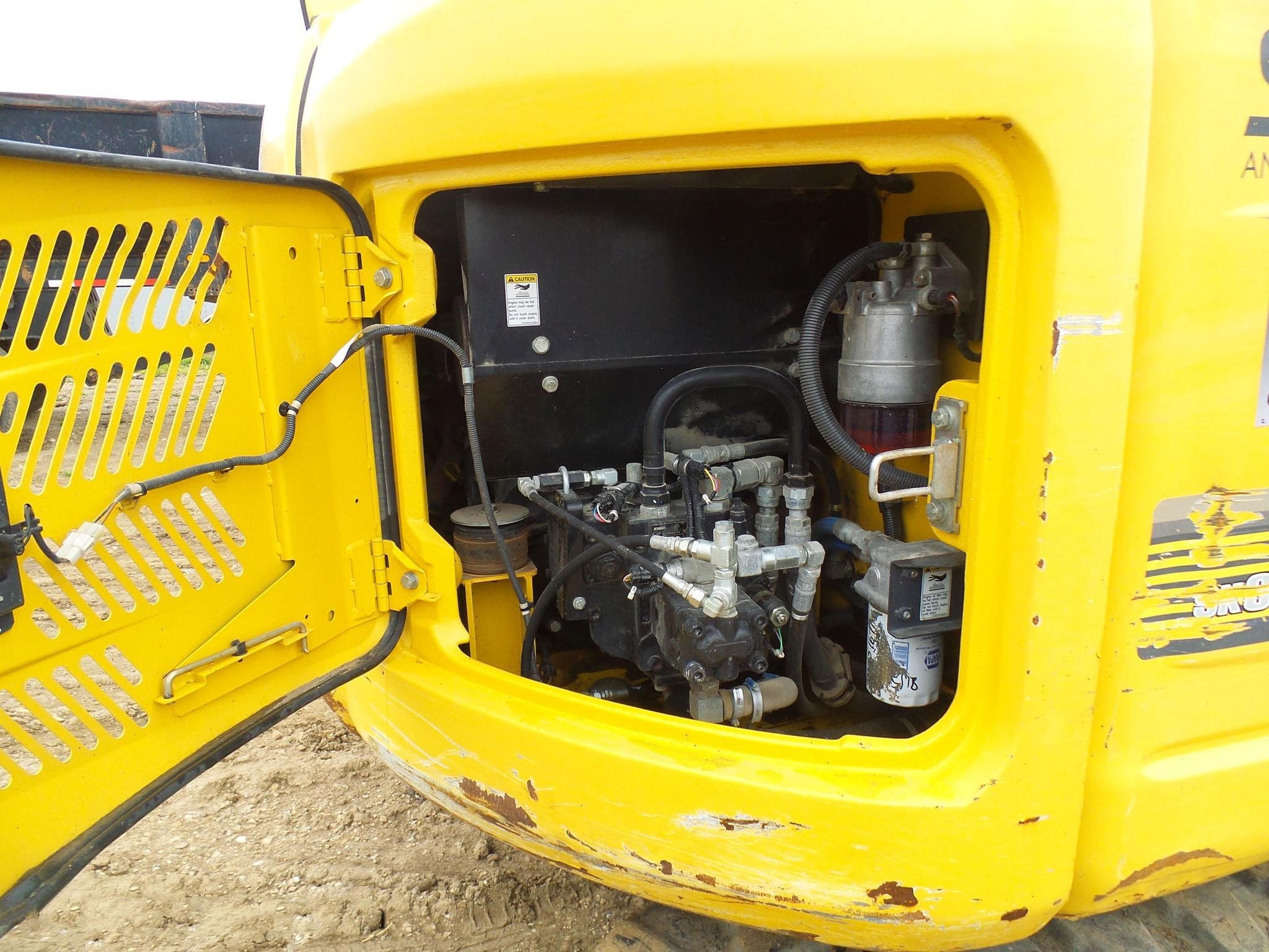 gallery 2016 Kobelco SK85CS-3 excavator