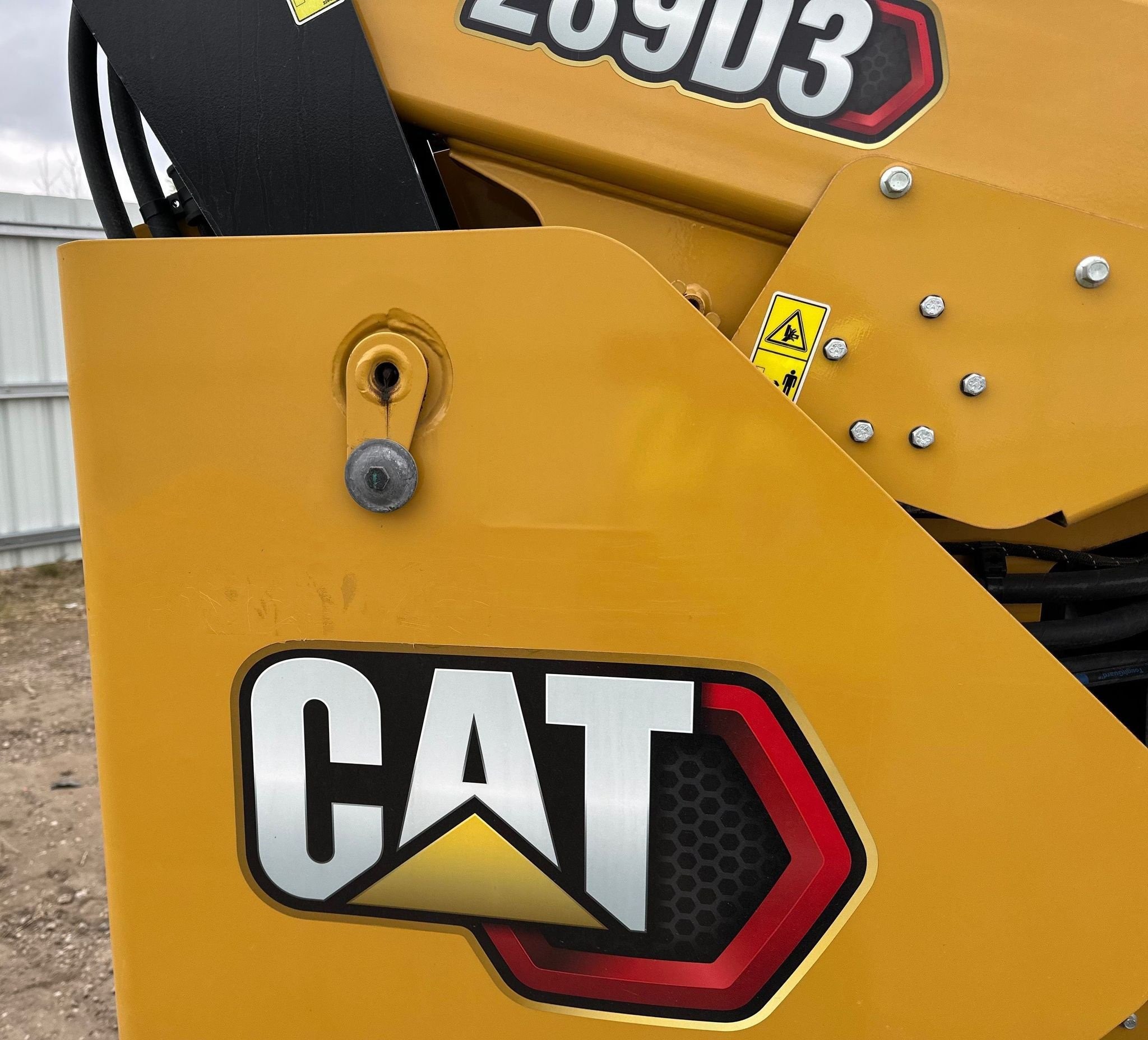 gallery 2022 Caterpillar 289D3 tracked skid steer loader