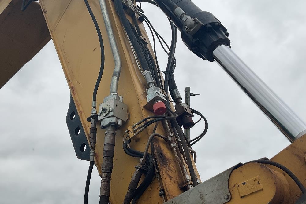 gallery 2011 Caterpillar M322D Wheeled Excavator