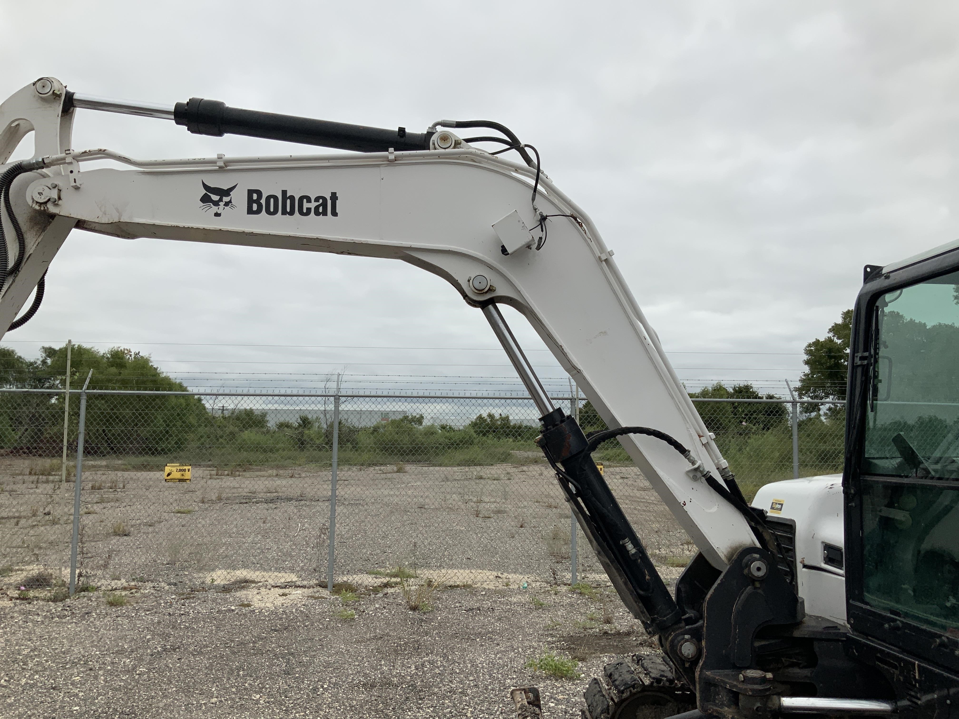 gallery 2014 Bobcat E85 Mini Excavator