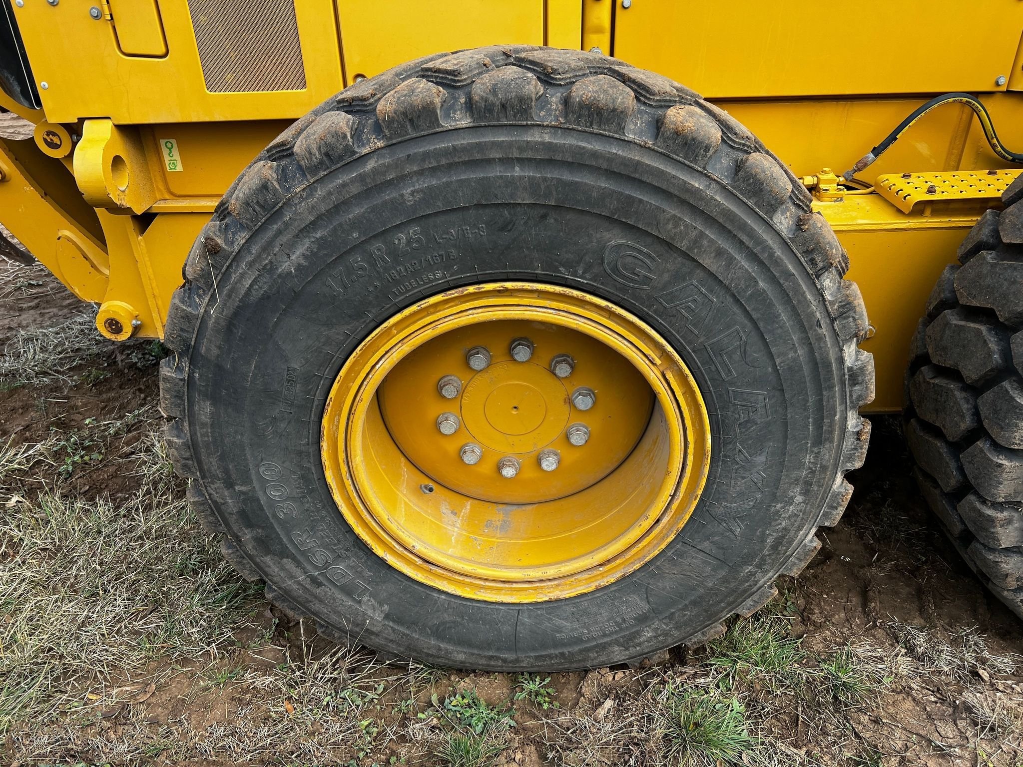 gallery 2012 Caterpillar 140M2 VHP Plus motor grader
