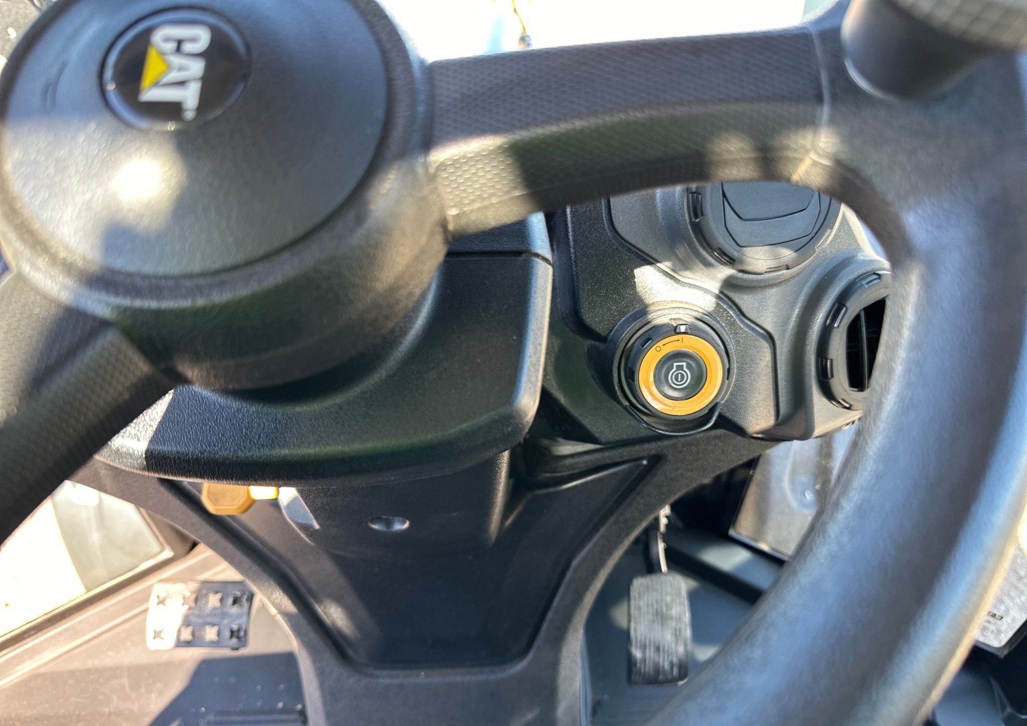 gallery 2023 Caterpillar 908 wheel loader