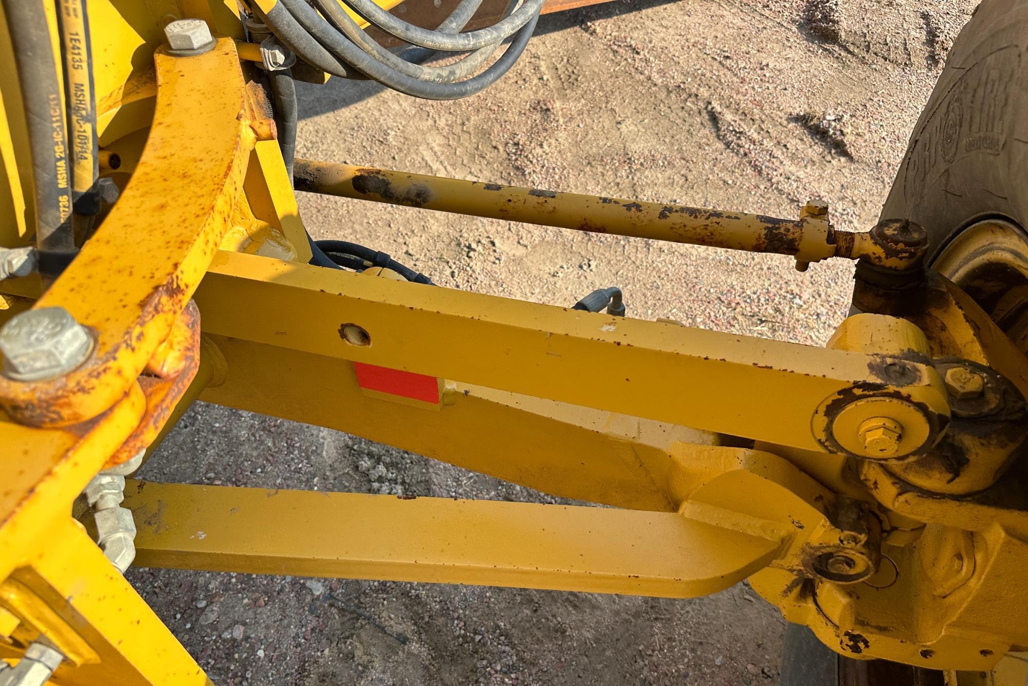 gallery 2014 Caterpillar 140M2 VHP Plus Motor Grader