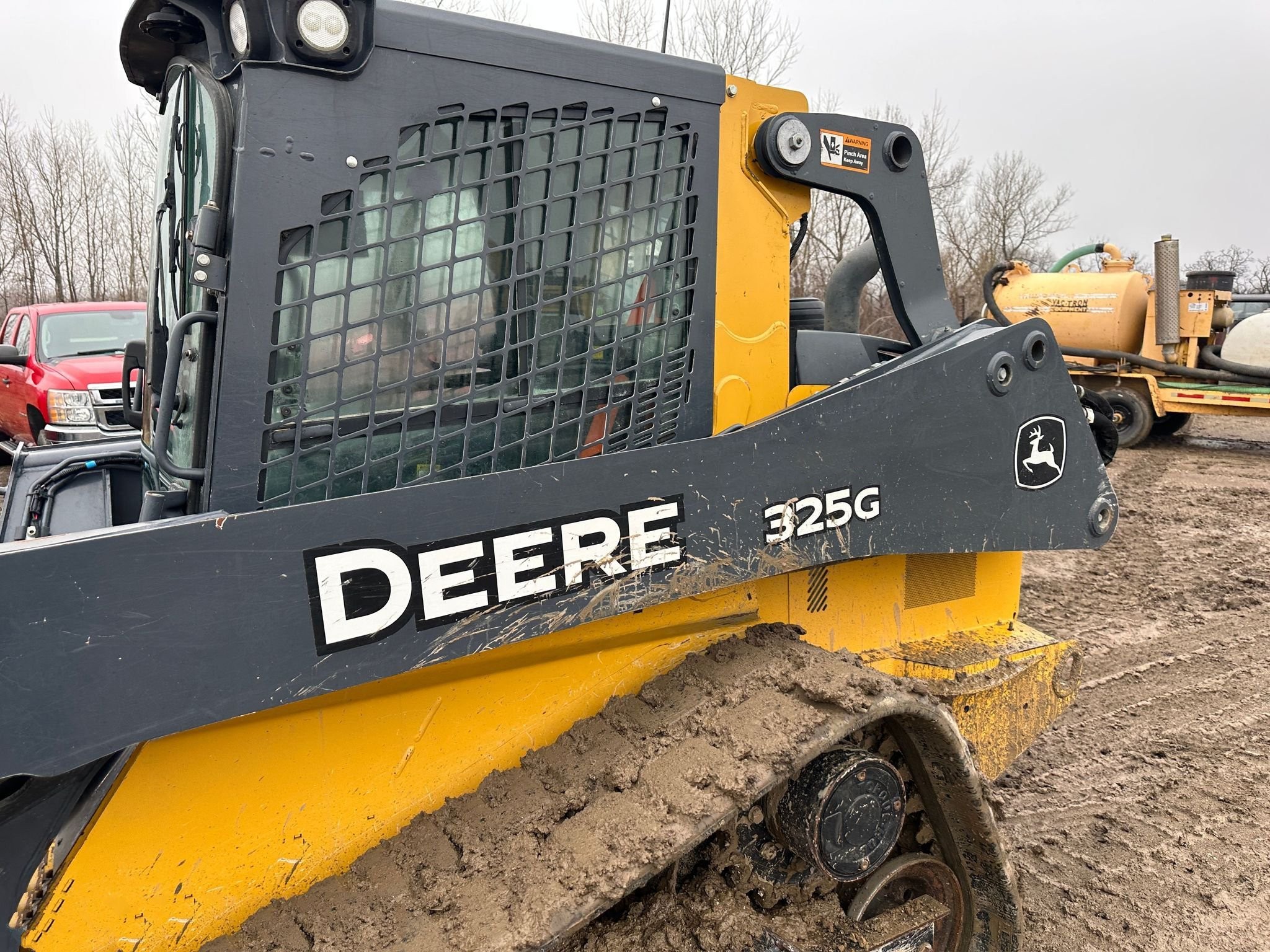 gallery 2019 John Deere 325G tracked skid steer loader