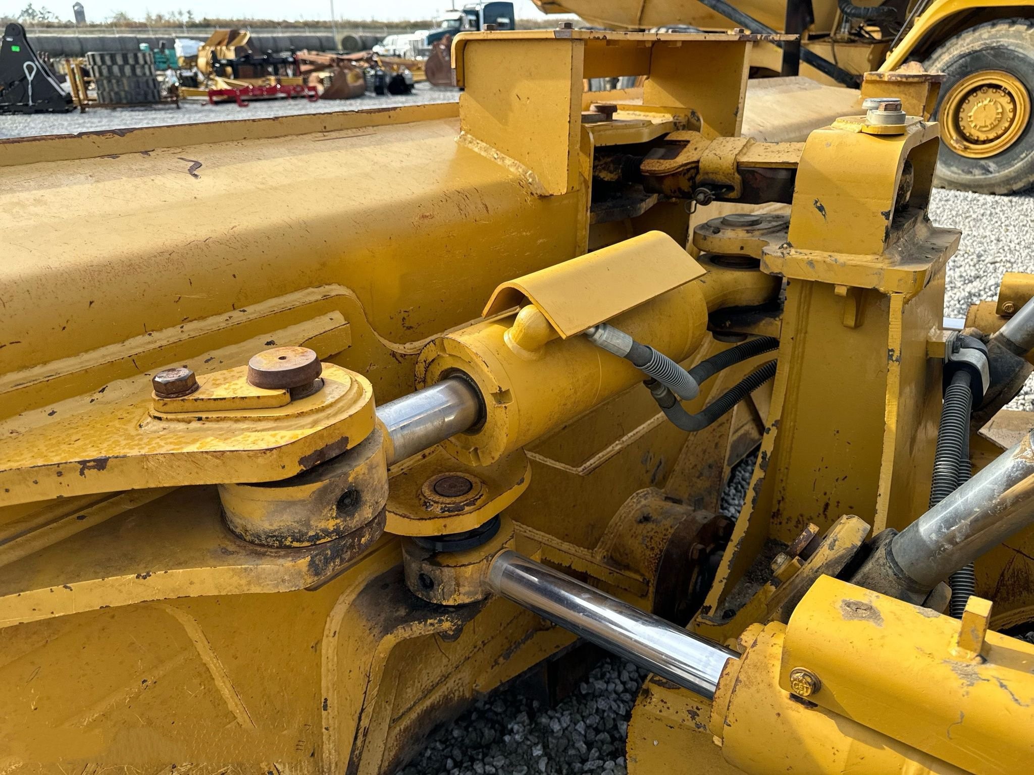 gallery 2014 Caterpillar D6T LGP dozer