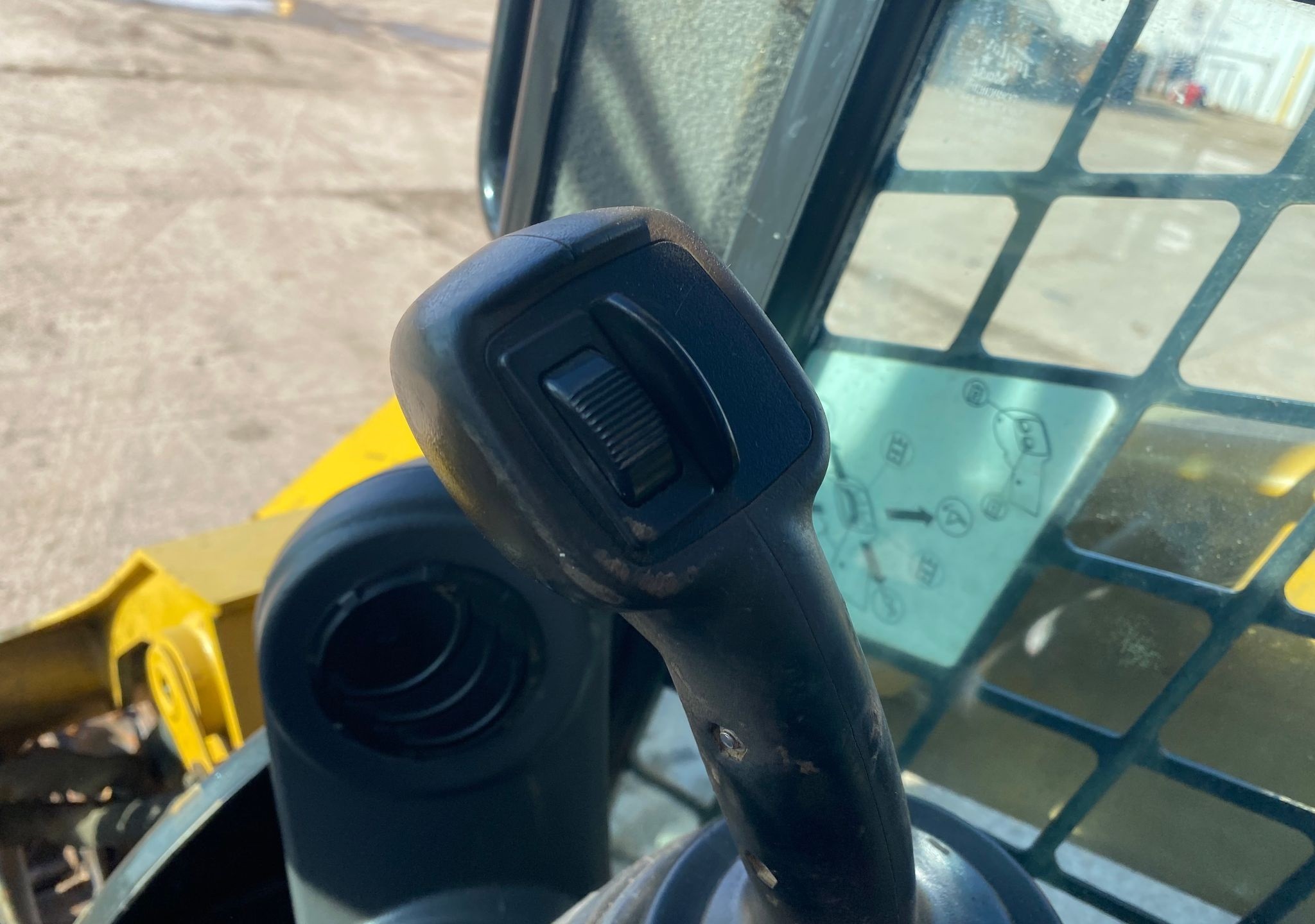 gallery 2016 Caterpillar 289D tracked skid steer loader