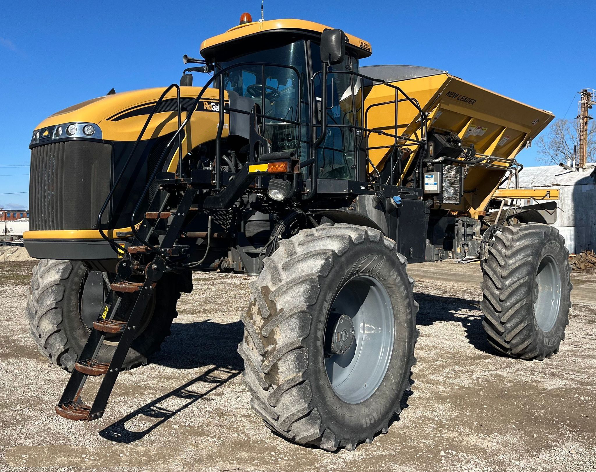 gallery 2013 Rogator RG1100 applicator