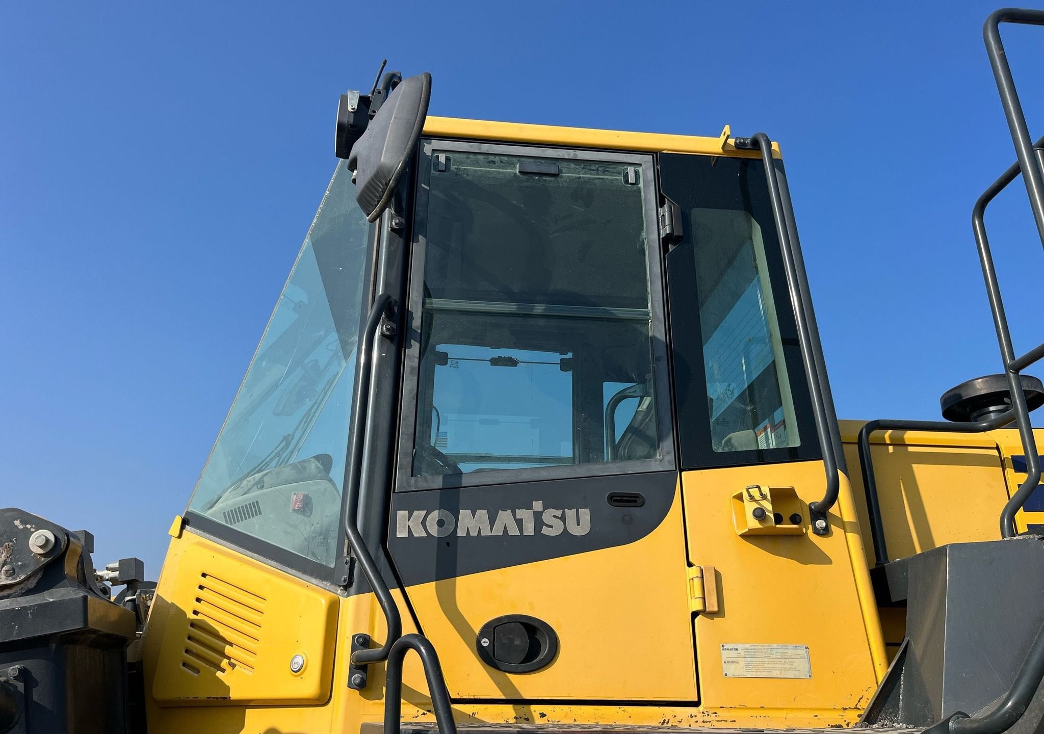 gallery 2015 Komatsu WA470-7 wheel loader