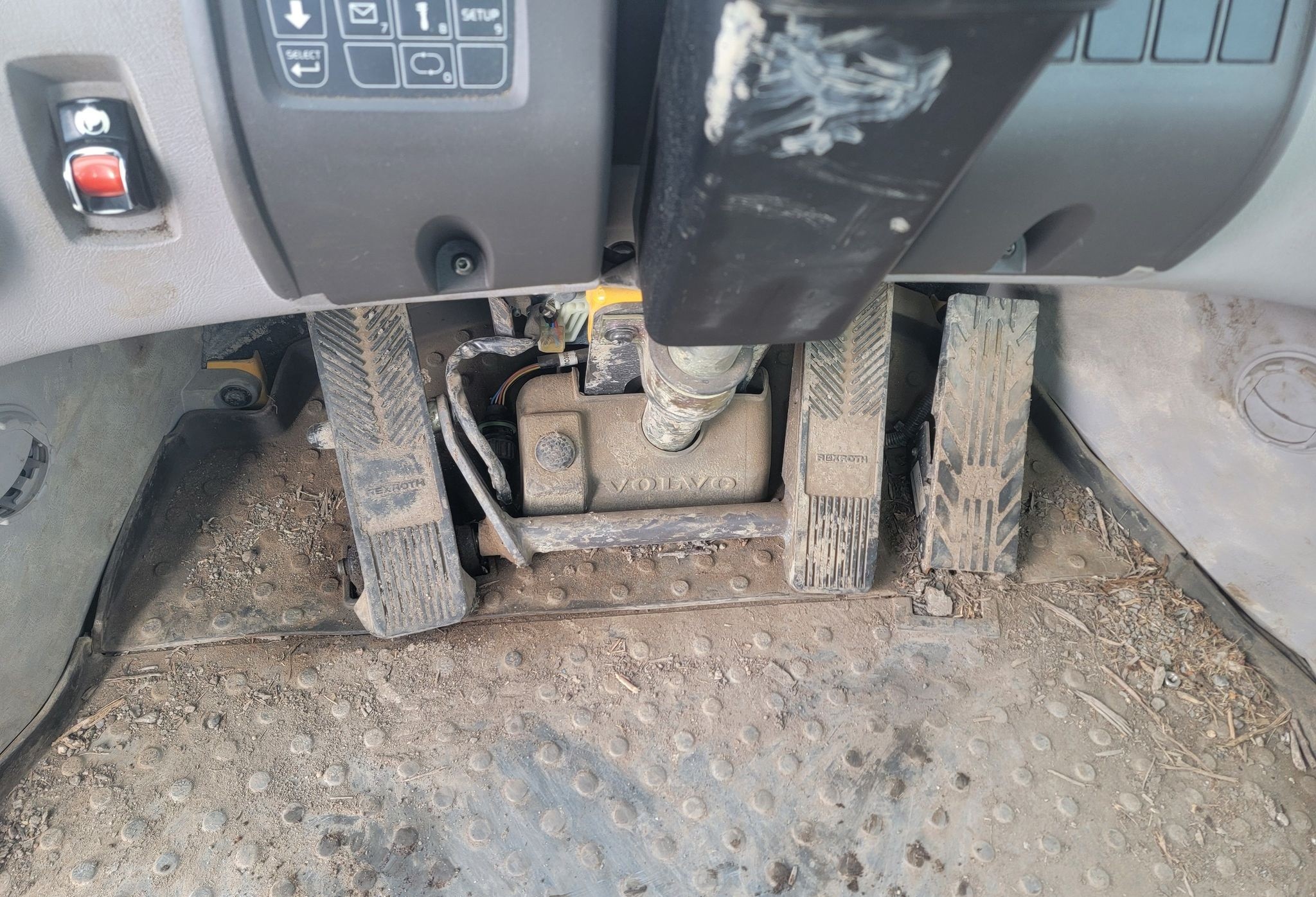 gallery 2015 Volvo L110H high lift wheel loader