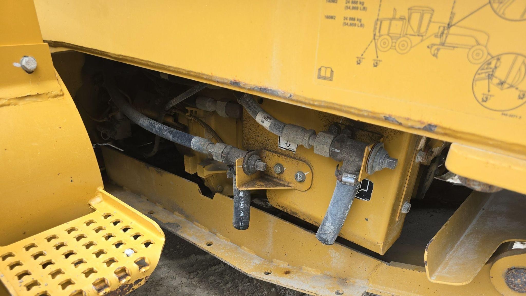 gallery 2012 Caterpillar 140M2 motor grader