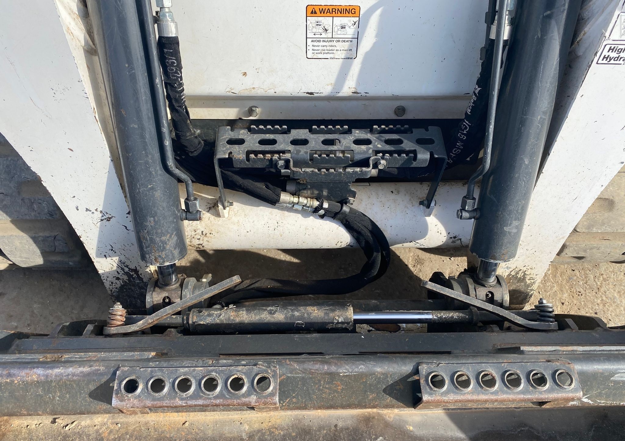 gallery 2019 Bobcat T870 tracked skid steer loader
