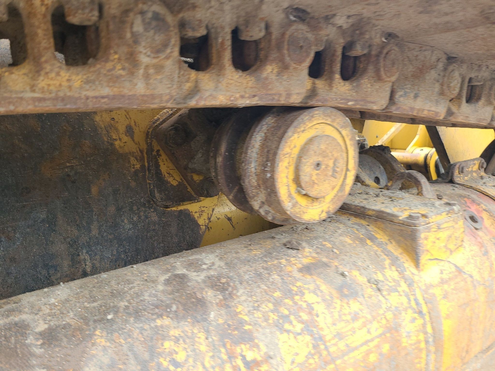 gallery 2008 Caterpillar 963D track loader