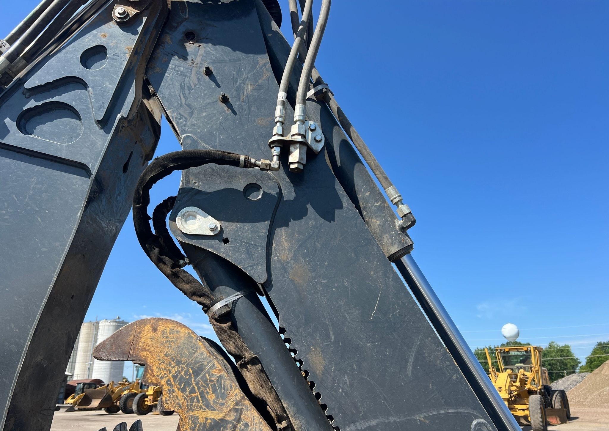 gallery 2020 John Deere 310L backhoe