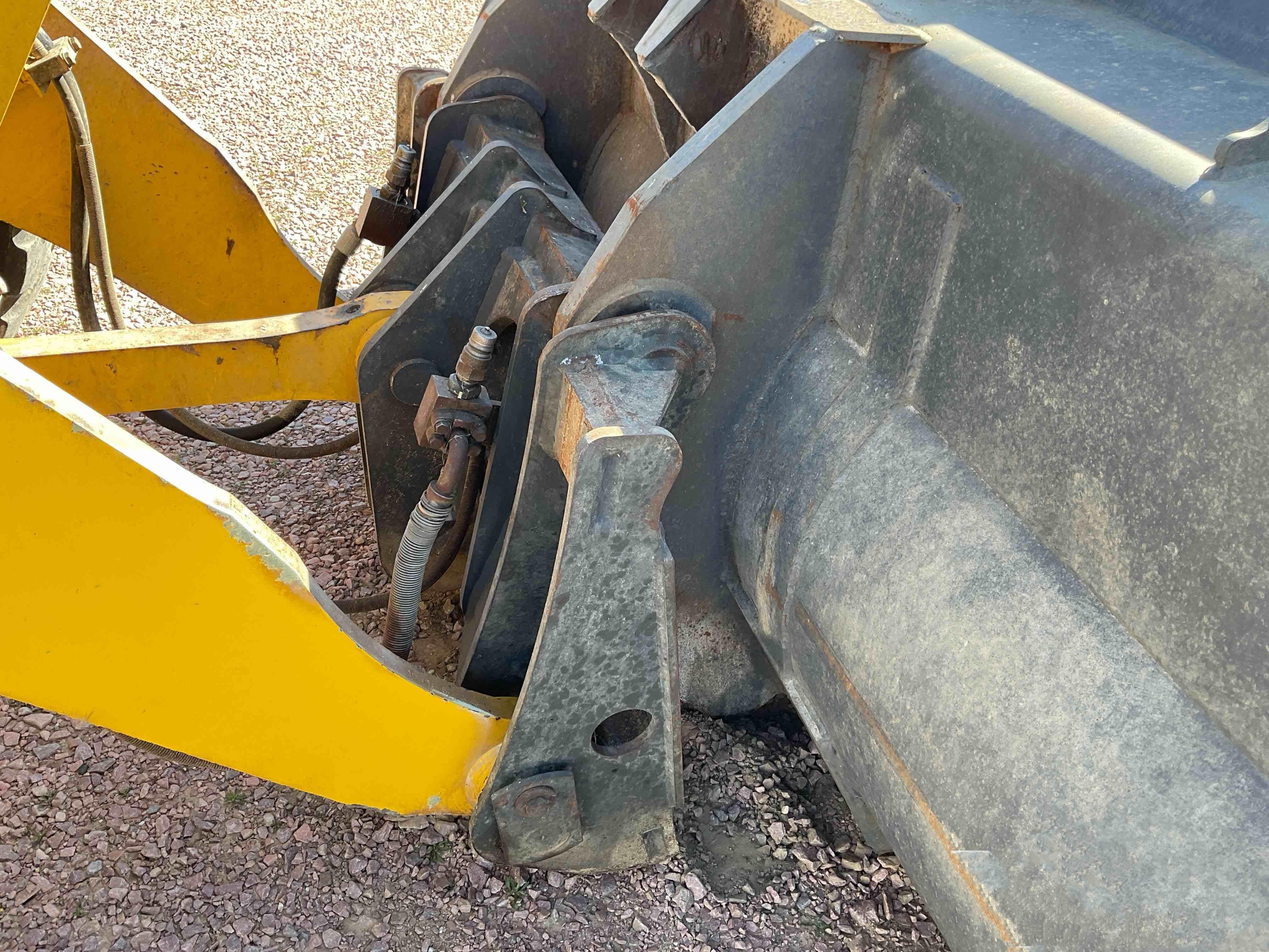 gallery 2019 Komatsu WA270-8 Wheel Loader