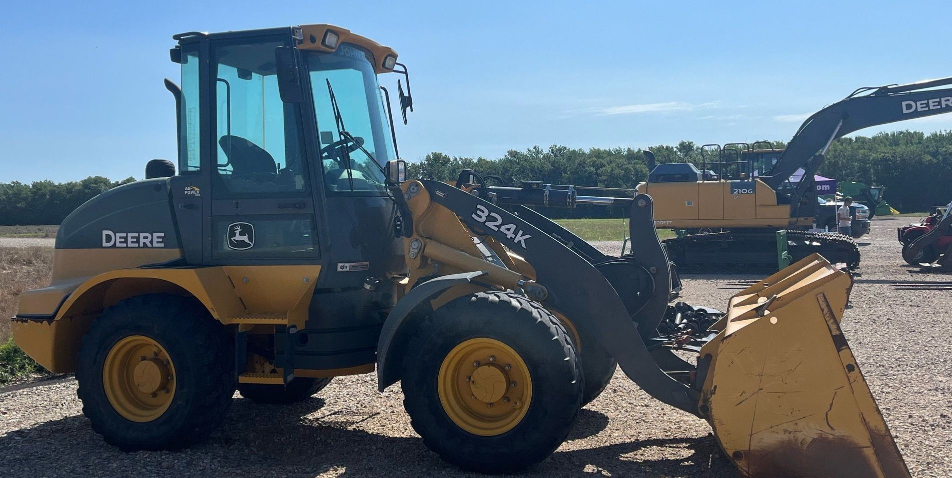 gallery 2016 John Deere 324K wheel loader