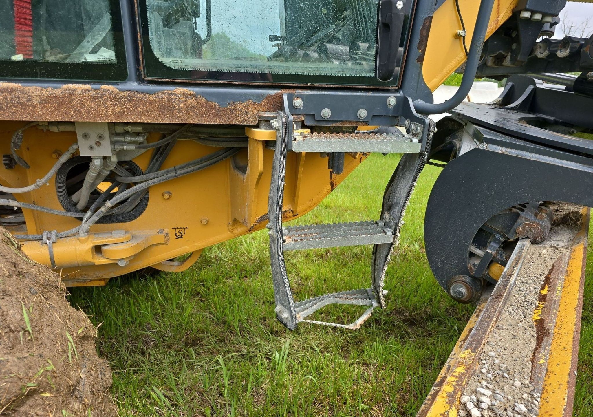 gallery 2013 John Deere 770G motor grader